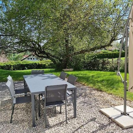 Logement Dans Maison + Exterieur Orchamps-Vennes Екстериор снимка