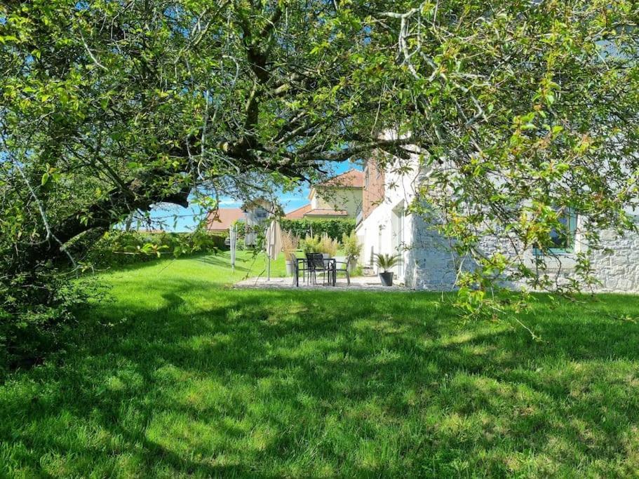 Logement Dans Maison + Exterieur Orchamps-Vennes Екстериор снимка